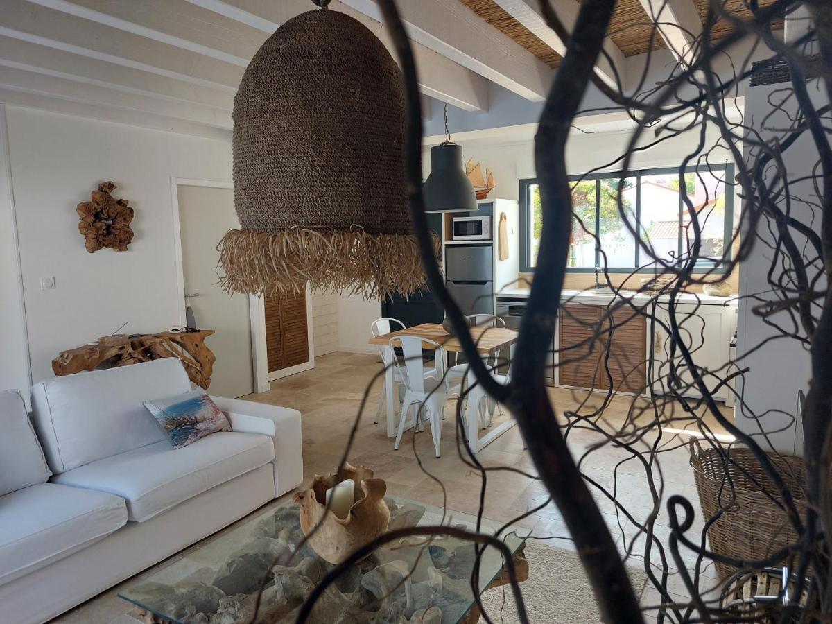 Locations Nos Iles Villa Сен-Жан-де-Мон Екстериор снимка