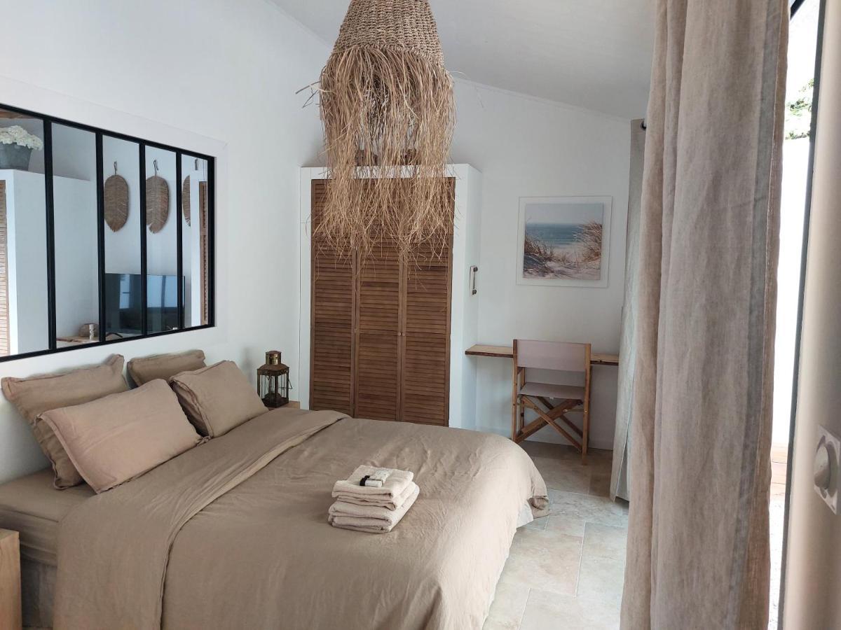 Locations Nos Iles Villa Сен-Жан-де-Мон Екстериор снимка